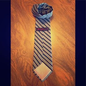 Brioni silk tie